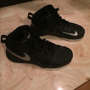 Boys Nike Basketball Shoes